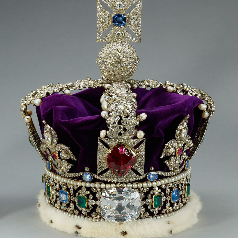روبي الأمير الأسود يرصّع التاج الإمبرطوري البريطاني