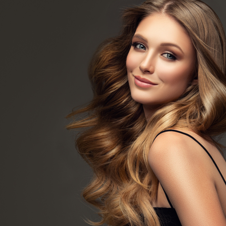 ماسكات طبيعية لحل مشاكل الشعر المصبوغ في رمضان