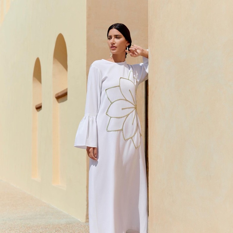 طرق اختيار قصة الفستان أو القفطان المناسبة لشكل الجسم لتتألقي في رمضان 2022