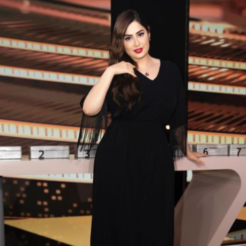 اطلالات محتشمة لرمضان من رؤى الصبان