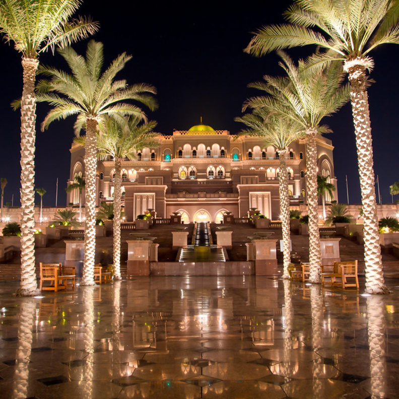 فندق قصر الامارات بواسطة Y NakanishiFollow