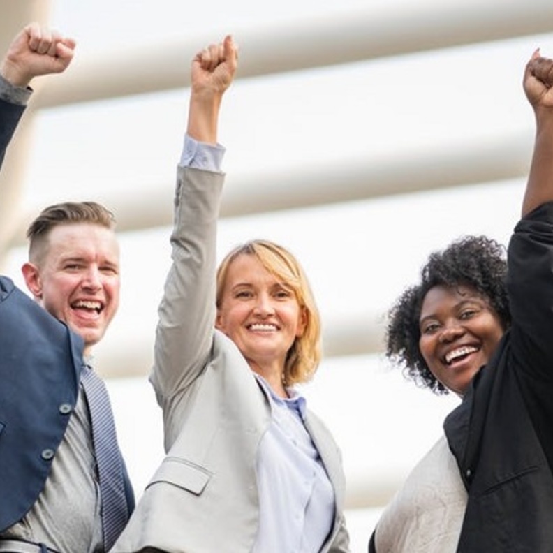 كيف تستطيع المرأة أن تتعرف على شخصيتها لتطورها