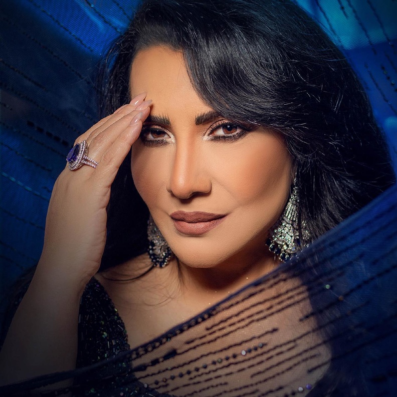 مجوهرات الفنانة هدى حسين- الصورة لخبير التجميل والمصوّر الفوتوغرافي Mohamed Almahmeed