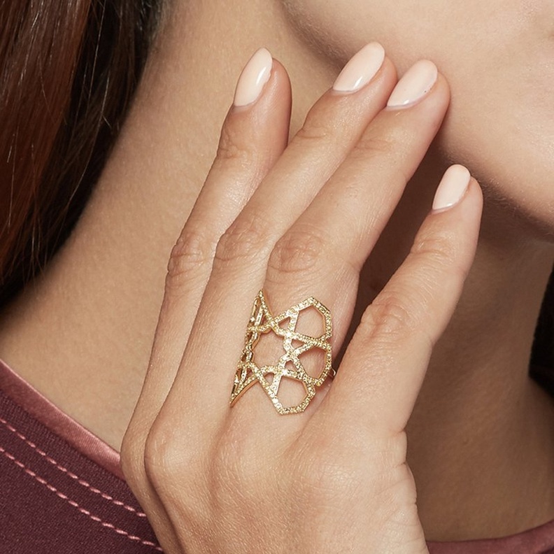 موديلات مجوهرات تتميز بتصميمات شرقية تلائم شهر رمضان