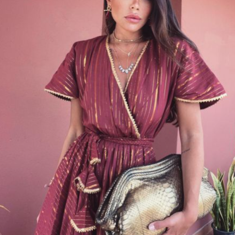 تنسيق أزياء ذات طابع شرقي على طريقة العنود بدر لرمضان 2022