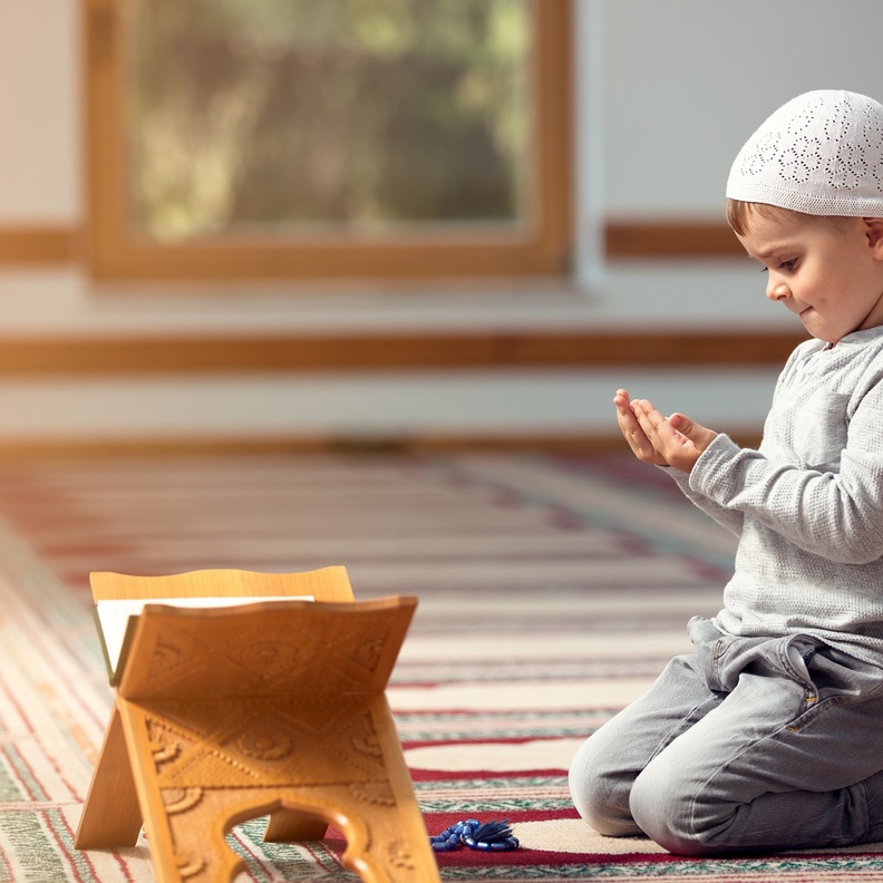 نصائح ذهبية لتعويد الأطفال على صلاة التراويح منذ الصغر