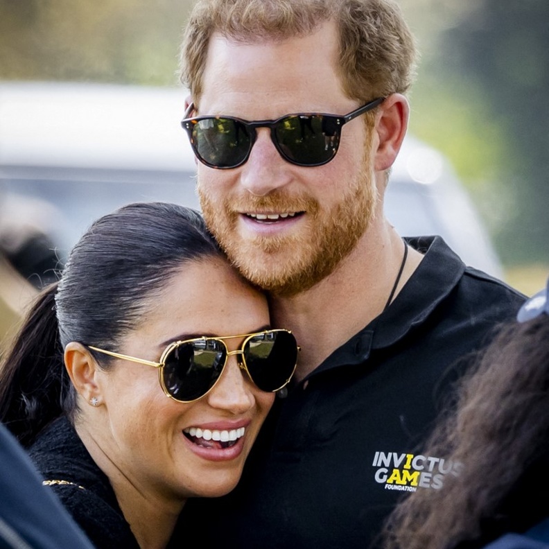 لماذا تركت ميغان ماركل الأمير هاري بهولندا وعادت إلى بلادها؟