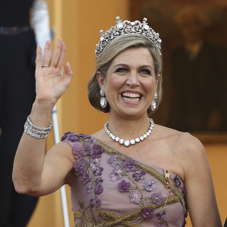 تاج The Stuart Tiara من مجوهرات العائلة المالكة الهولندية