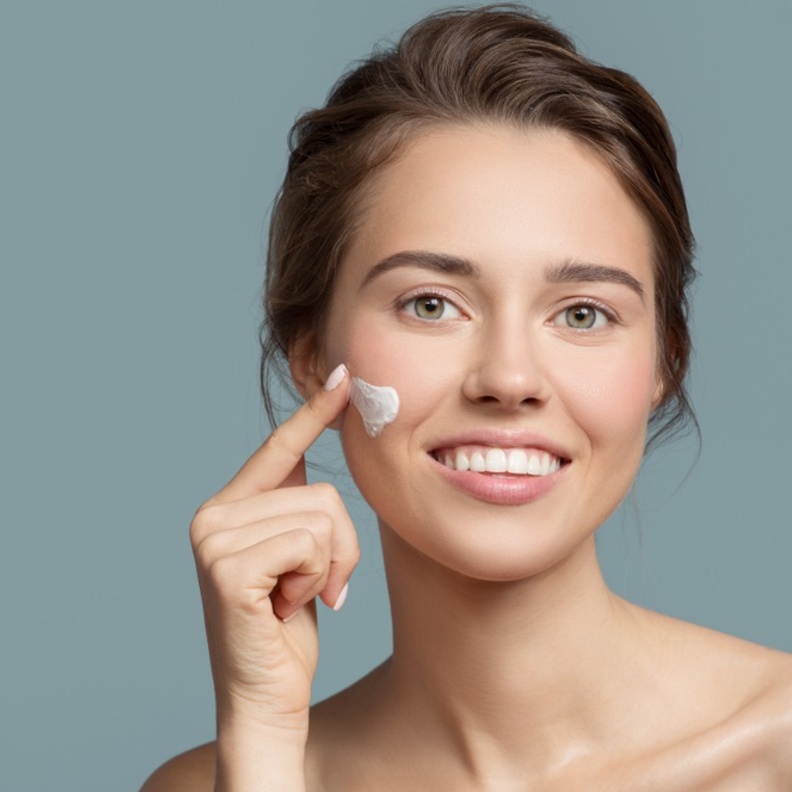 أفضل روتين العناية بالبشرة في المساء قبل أيام من عيد الفطر 2022