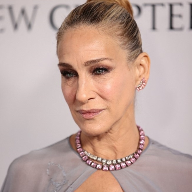 1 رئيسية تسريحات شعر لشد الوجه في العيدعلى طريقة Sarah Jessica Parker