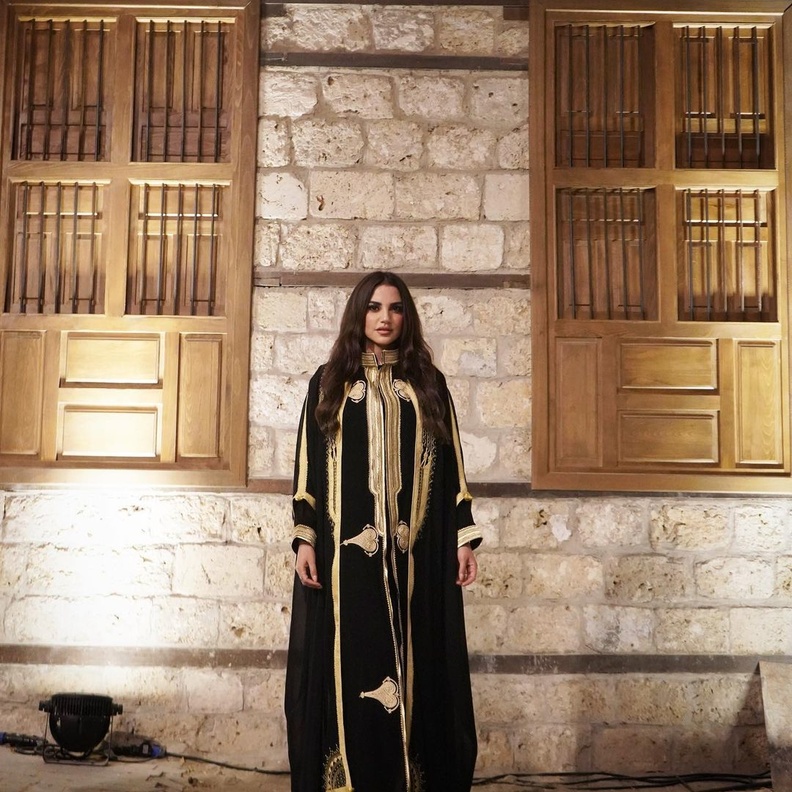 درة بالجبة التونسية الشهيرة