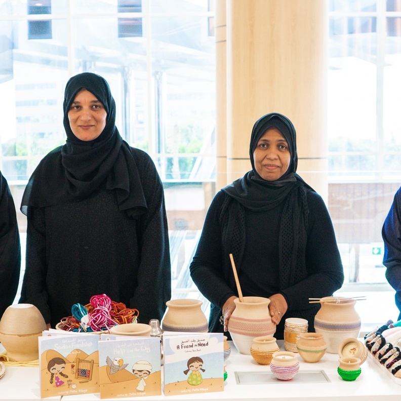 ماكدونالدز يتعاون مع الهلال الأحمر الإماراتي والغدير للحرف الإماراتية لدعم السيدات من ذوي الدخل المحدود خلال شهر رمضان المبارك