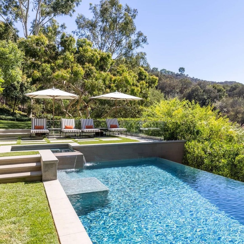 كيتي بيري تعرض منزلها في بيفرلي هيلز للبيع بسعر 19.5 مليون دولار