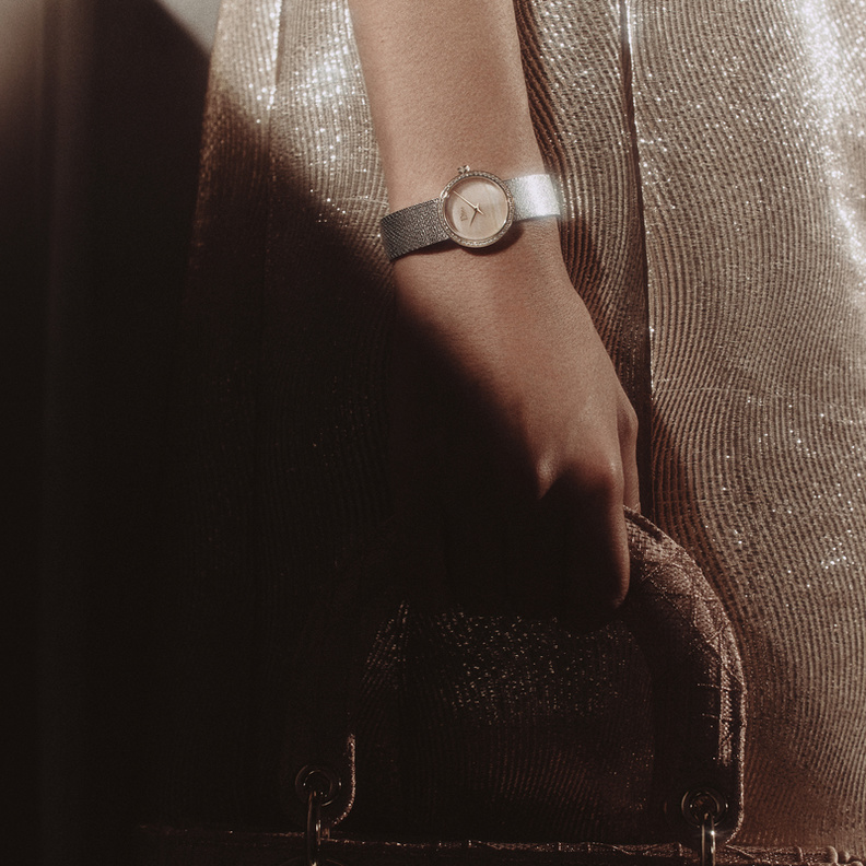 ساعة "لا ديه دو ديور ساتين" LA D DE DIOR SATINE الجديدة إصدار خاص بالشرق الأوسط