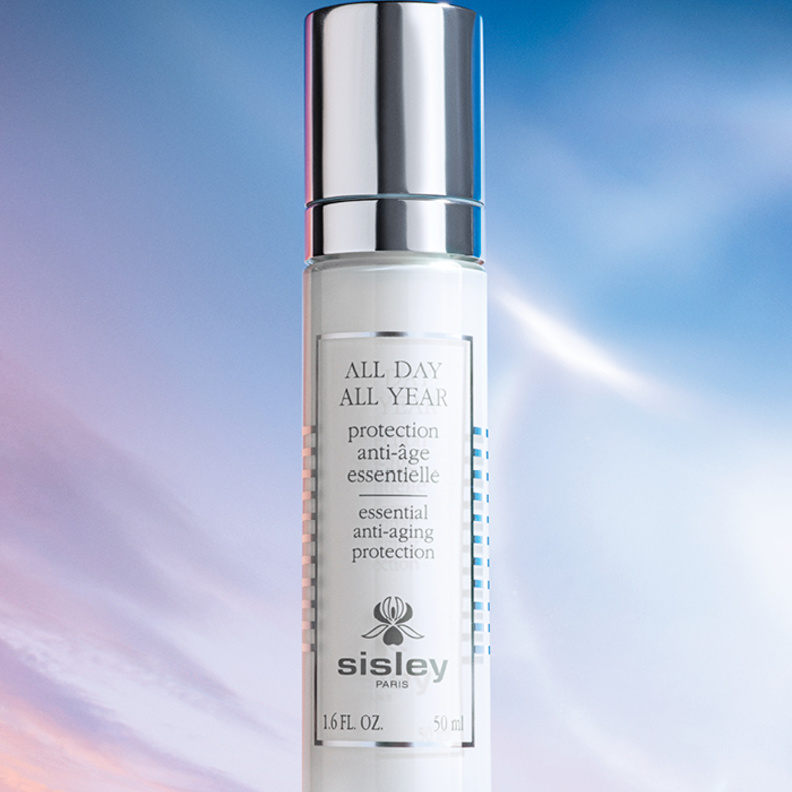 جددي التناغم بين بشرتك و حياة المدينة مع مستحضر All Day All Year من سيسلي 