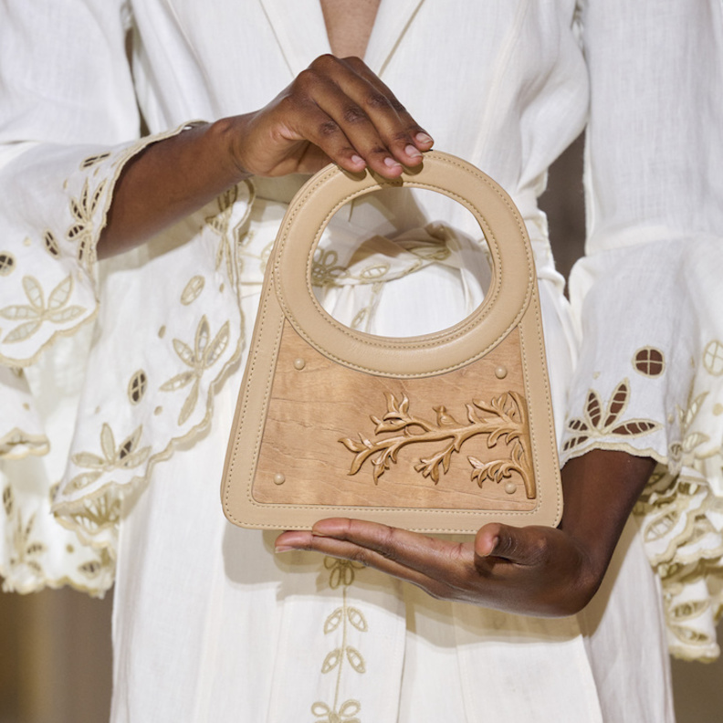 الصورة الأساسية