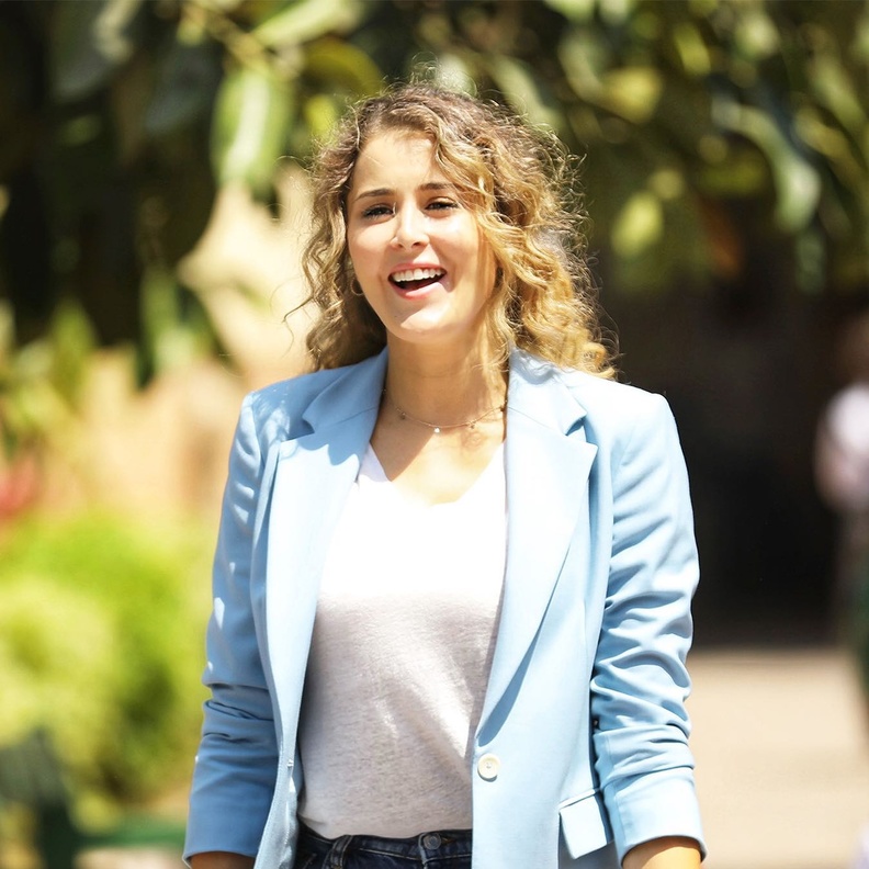 رامز جلال على بوستر برنامج "رامز موفي ستار"