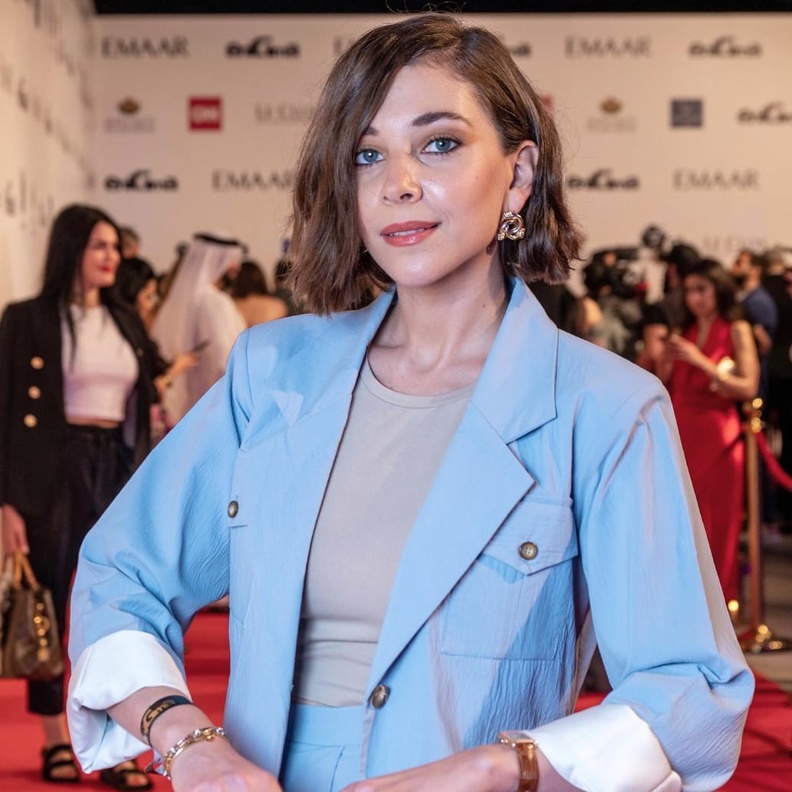 فاطمة البنوي