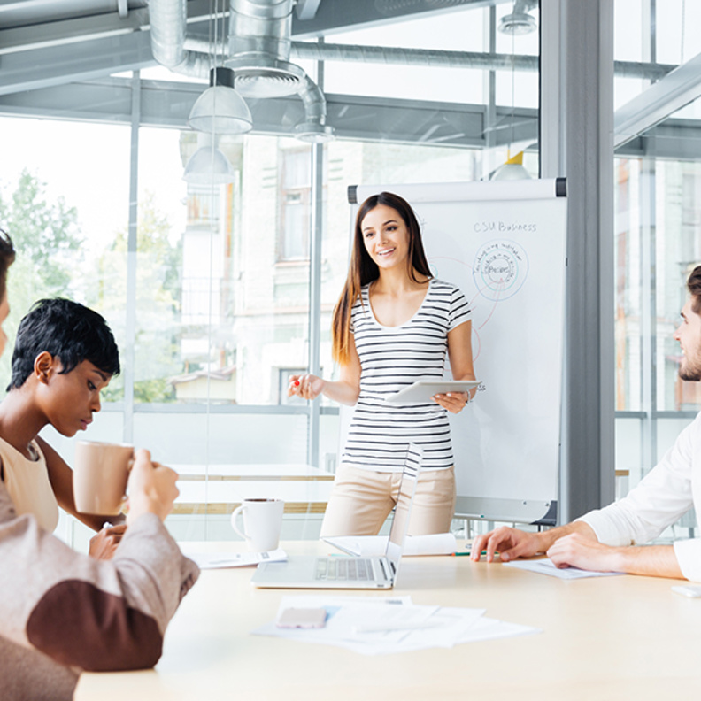 كيف تطور المرأة من ذاتها وتصبح شخصية قوية؟