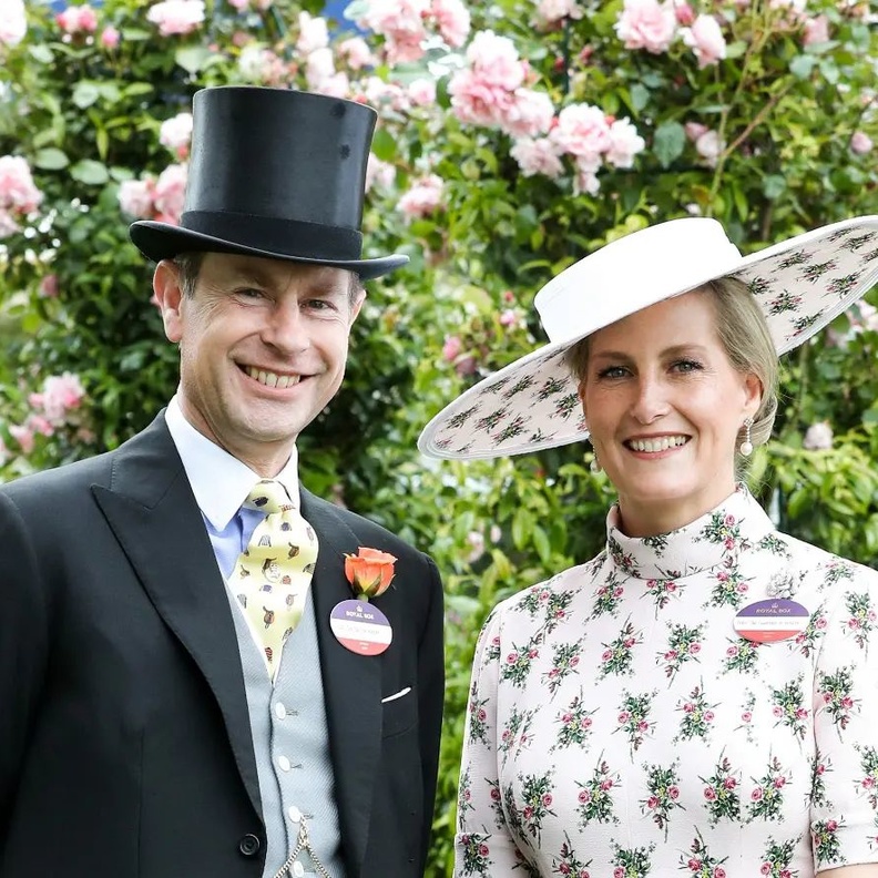 إيرل وكونتيسة وسكس يستعدان للسفر إلى الكاريبي في جولة رسمية