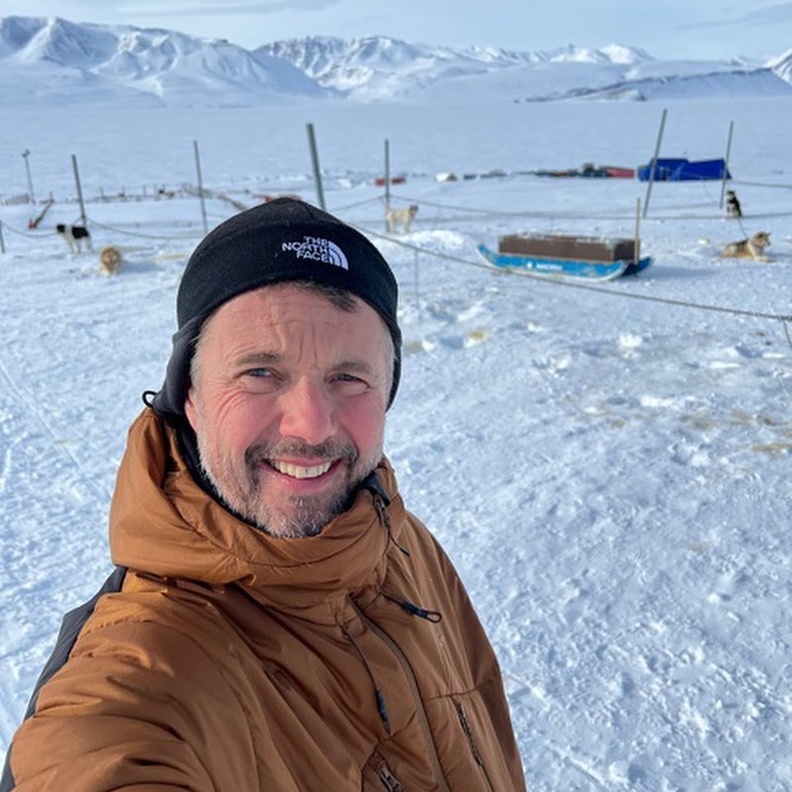 الأمير فريدريك ينشر صورة من رحلة عيد ميلاده المؤجلة