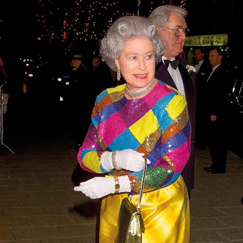 إطلالات الملكة إليزابيث المسائية خلال فترة الثمانينيات والتسعينيات