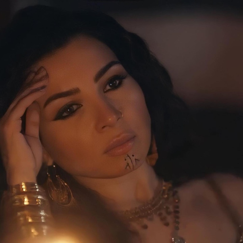 مي عز الدين 