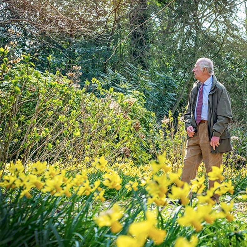 الأمير تشارلز يكشف عن حدائقه الجميلة في الربيع في منزله الريفي