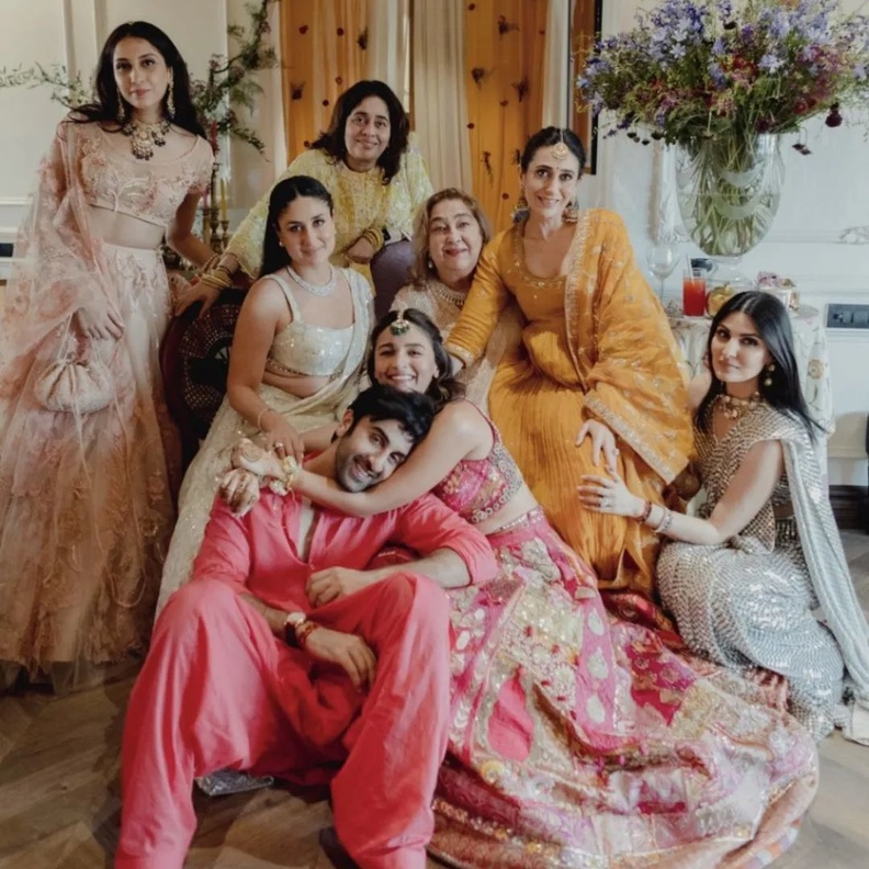 تعرفي على أهم الأسباب التي جعلت عليا بهات عروسًا عصرية بنكهة بوليوود