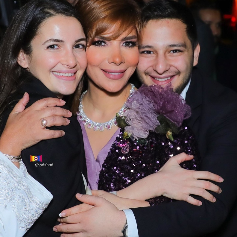 اصالة وابنائها 