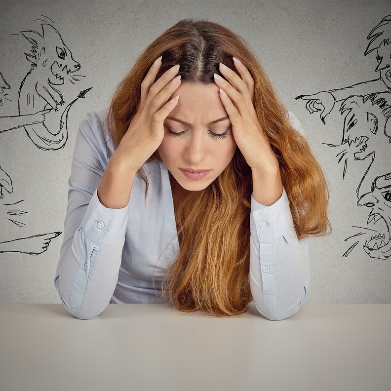 أهم 8 نقاط لعلاج التفكير السلبي عند المرأة بالخطوات