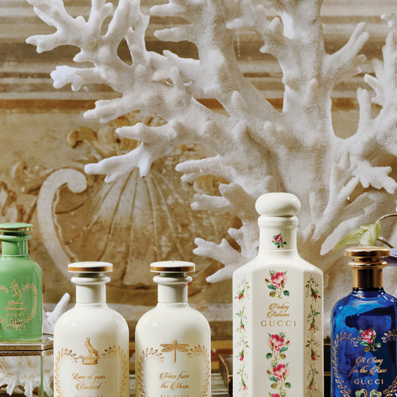 TEARS FROM THE MOON و LOVE AT YOUR DARKEST  انضم إلى مجموعة THE ALCHEMIST’S GARDEN