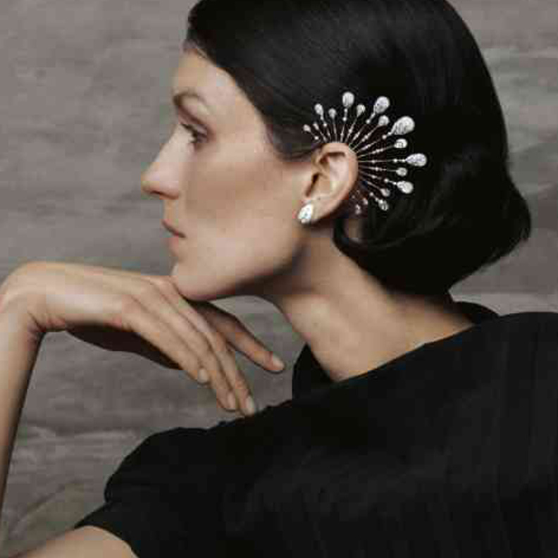 أجمل موديلات أقراط فاخرة لبريق ساحر في سهرات العيد