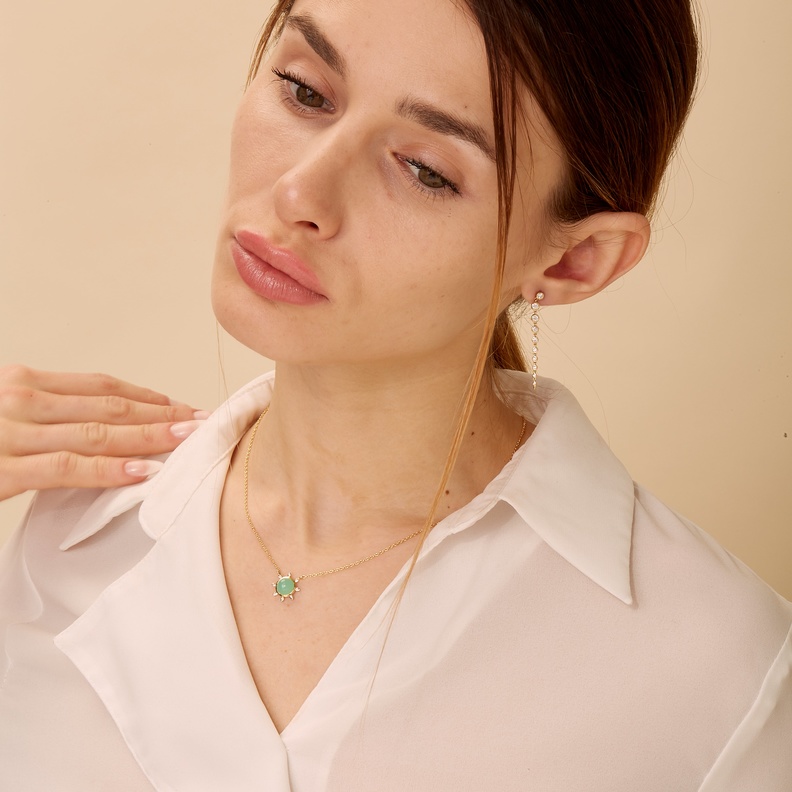 أروع القلادات المرصعة بأحجار الكريسوبراس (1)