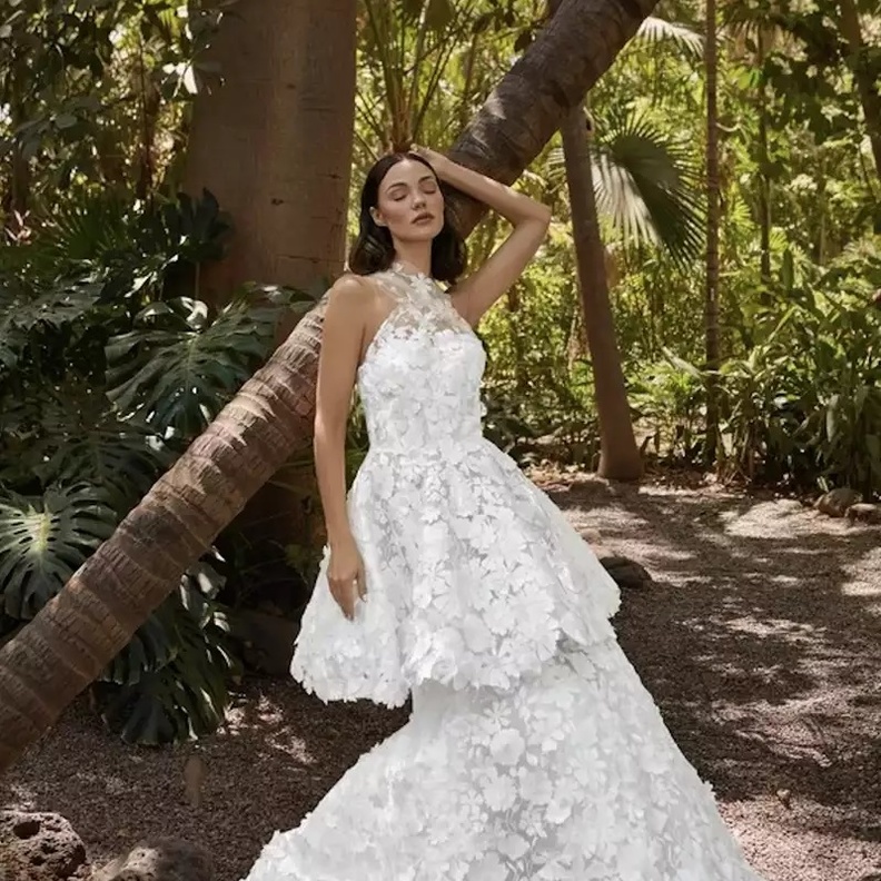 اطلالات العروس@nadiamanjarrez