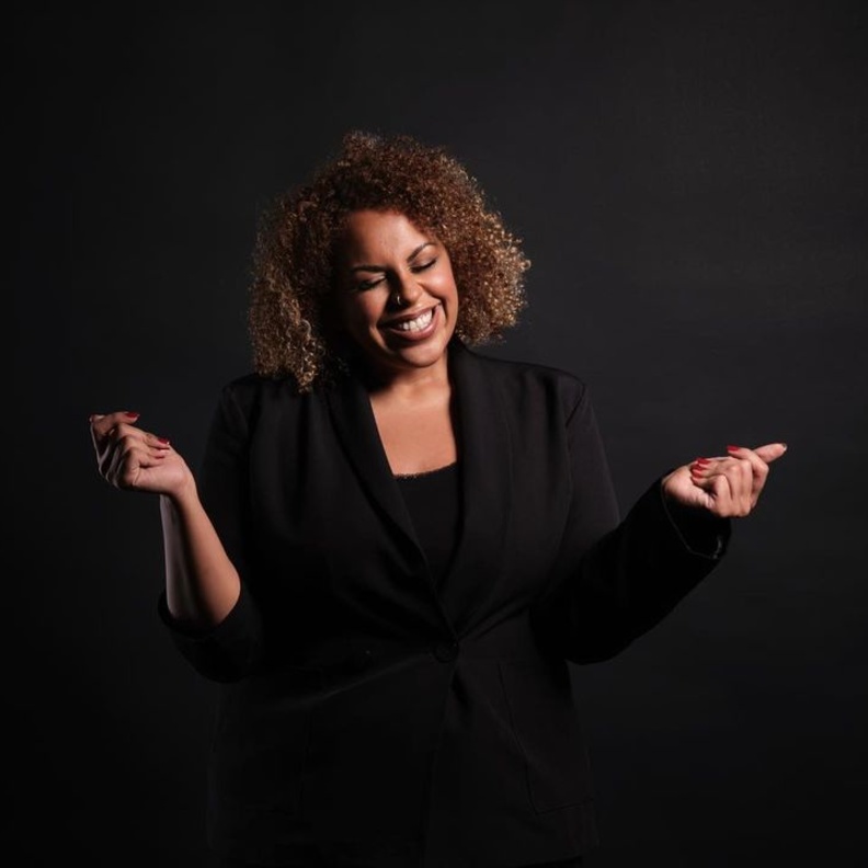 الفنانة لولوة الشريف