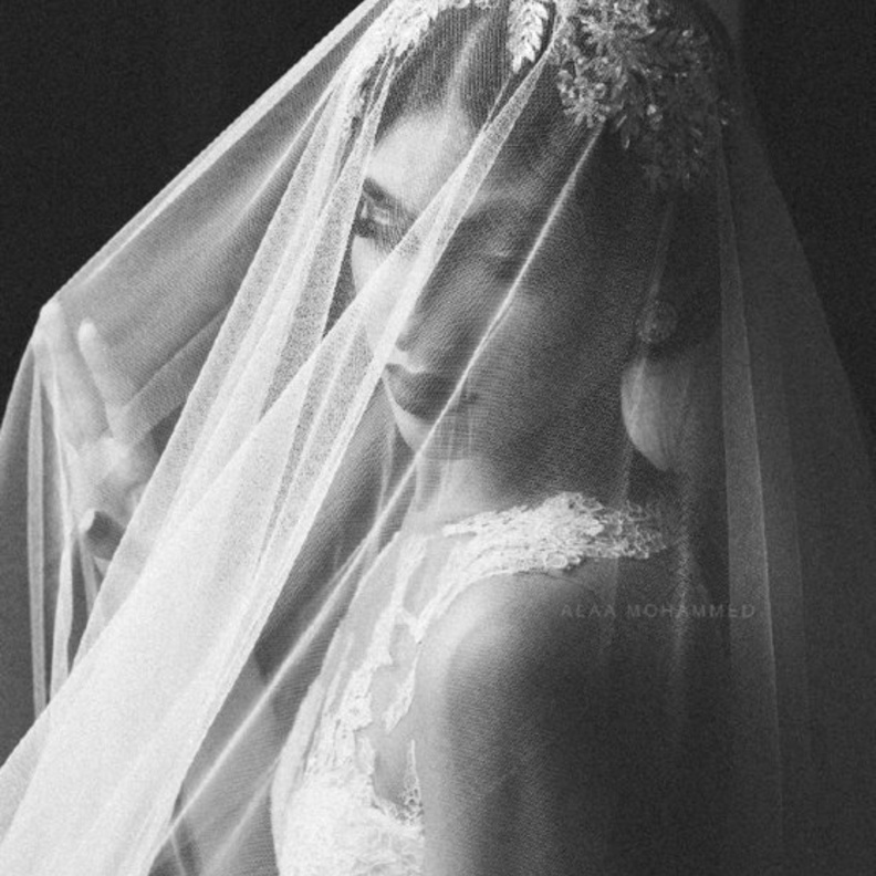 مصورة الأعراس آلاء الحارثي لـ "هي": أسعى لتوثيق الإحساس والصورة معاً