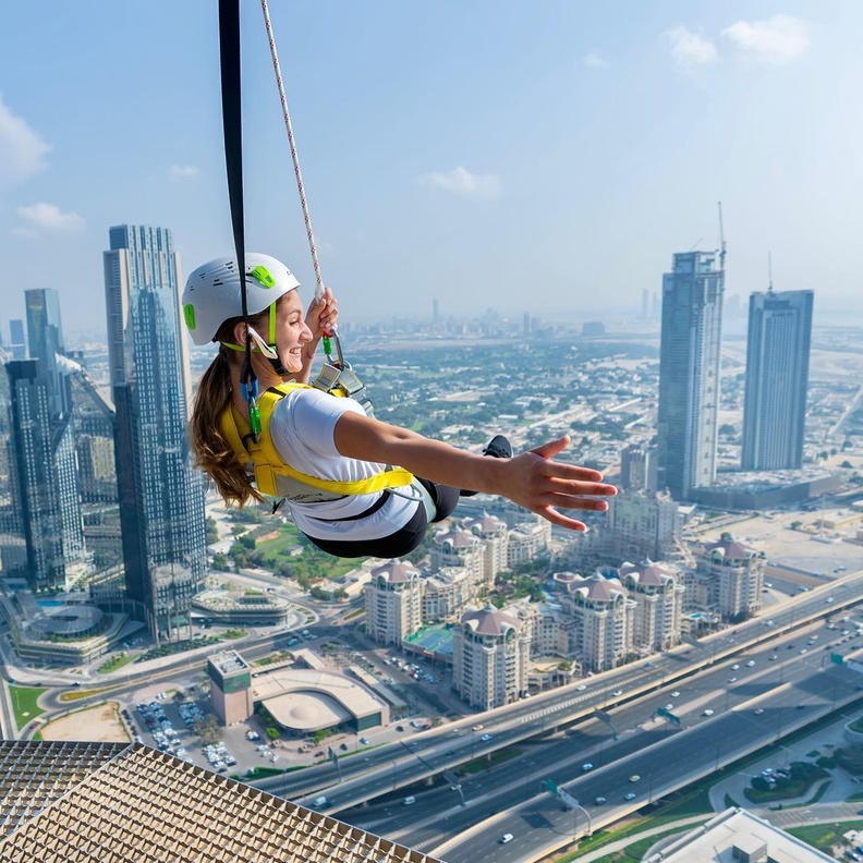 سكاي فيوز دبي تجربة استثنائية لعشاق المغامرة في سماء دبي