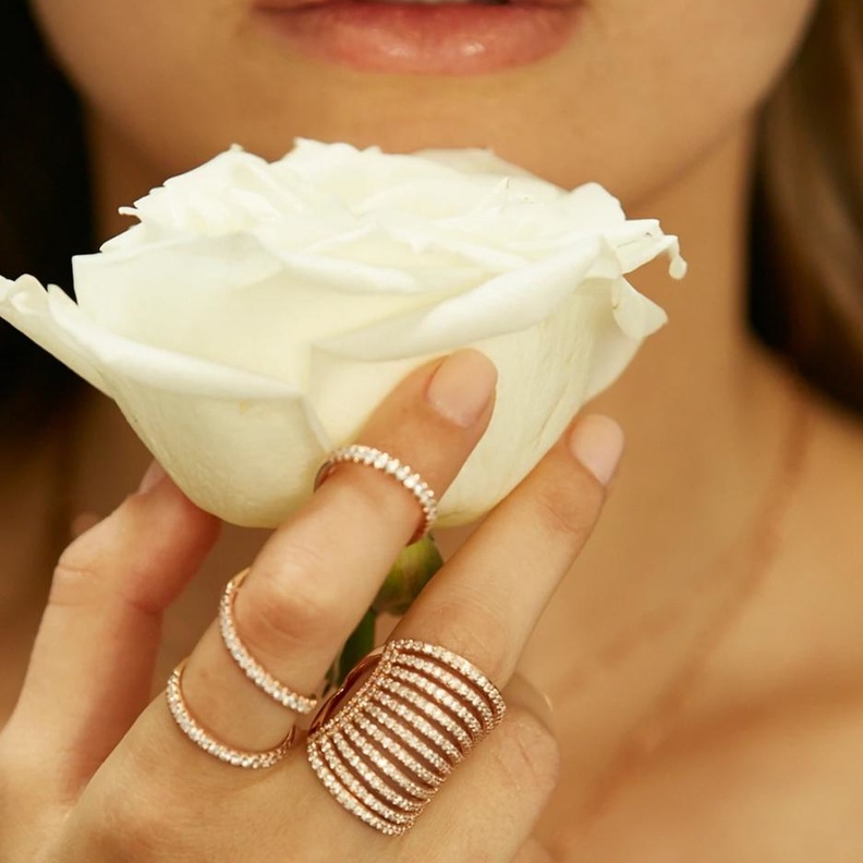 خاتم Arabesque من Carbon and Hyde