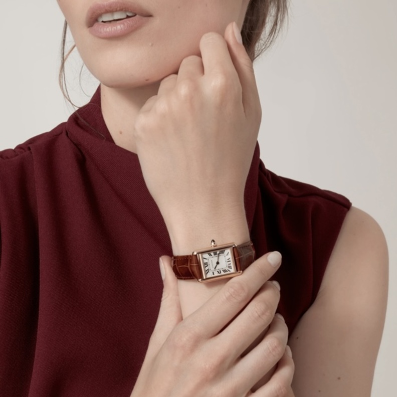 ساعات ذهب نسائية فاخرة لأعراس 2022