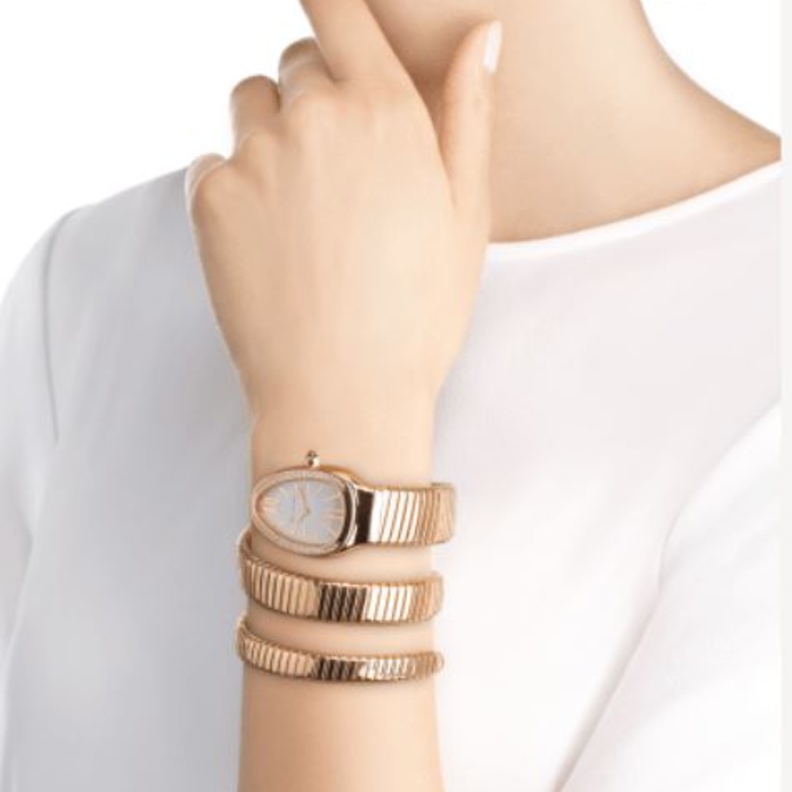 ساعة سيربنتي بأسلوب توبوغاس وبالذهب الوردي