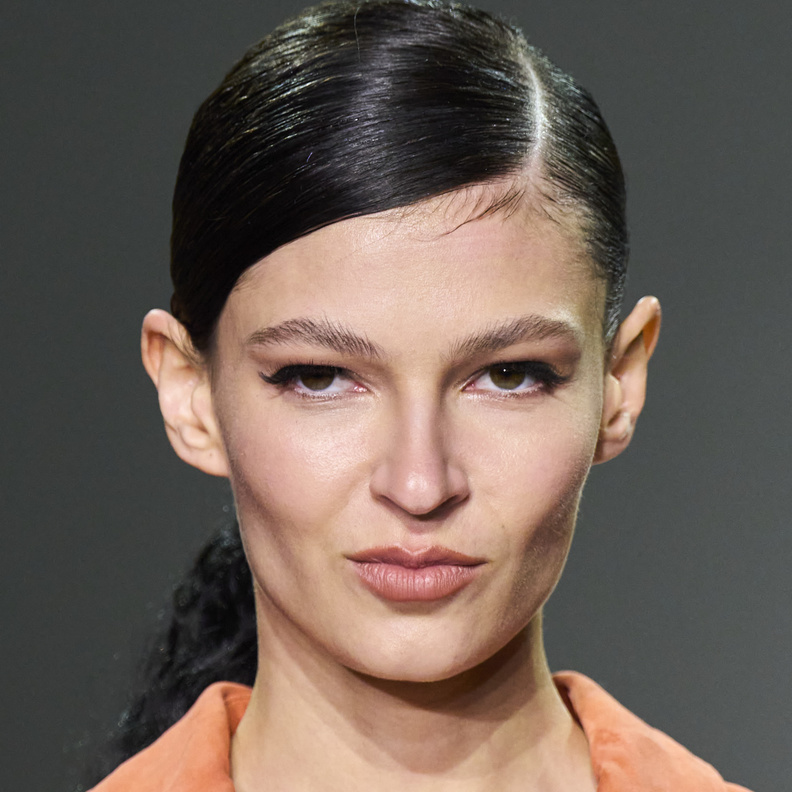 فوائد ماسك الخيار وملح البحر لتقشير البشرة