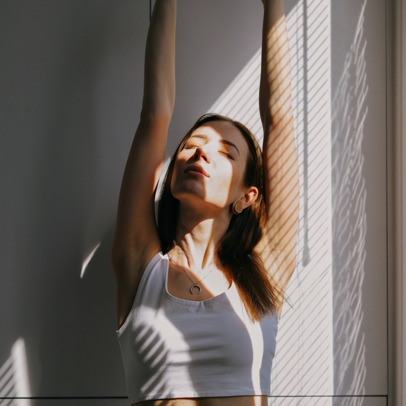 تخلصي من ترهلات البطن بعد الحمل والولادة بأحدث العلاجات التجميلية