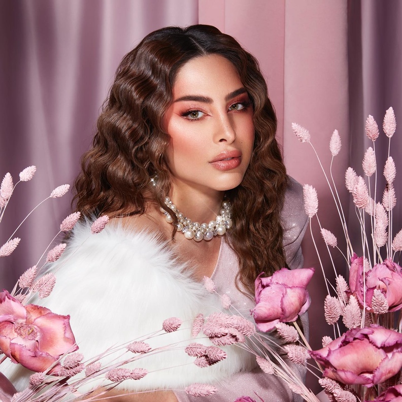 فوز الفهد بقلادة اللؤلؤ