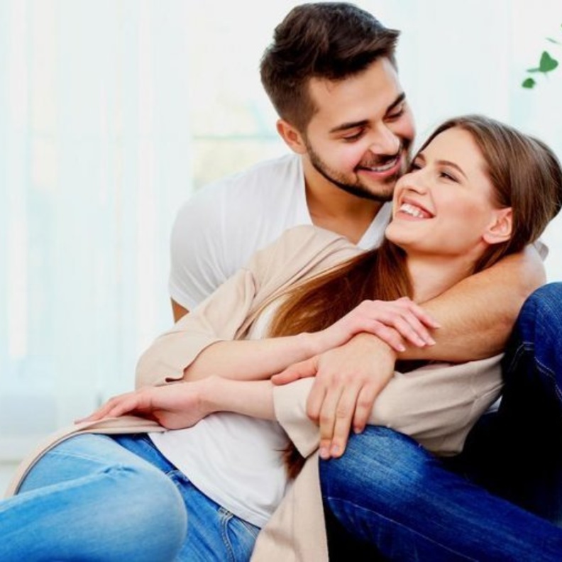 كيف يستفيد الأزواج من أجواء العيد لإحياء الحب