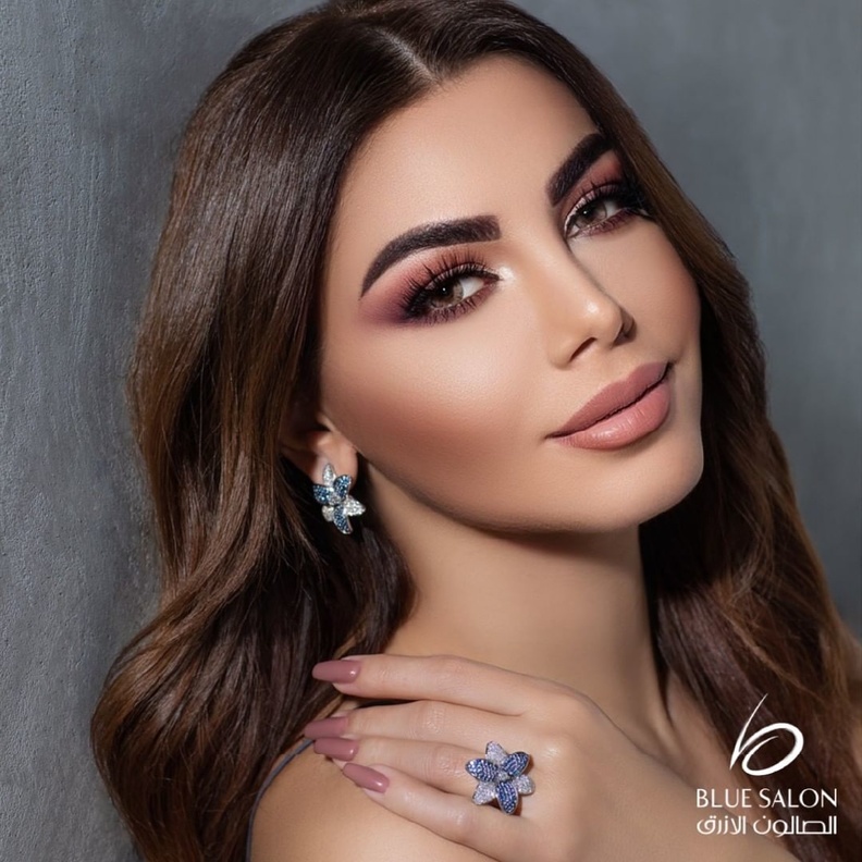 مجوهرات الصالون الأزرق في معرض الدوحة للمجوهرات والساعات