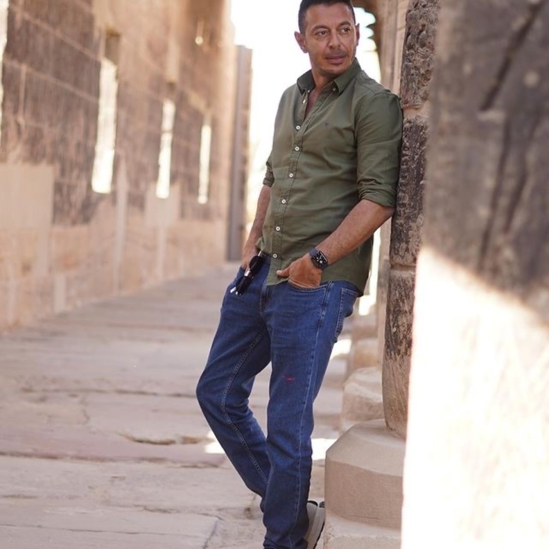 مصطفي شعبان