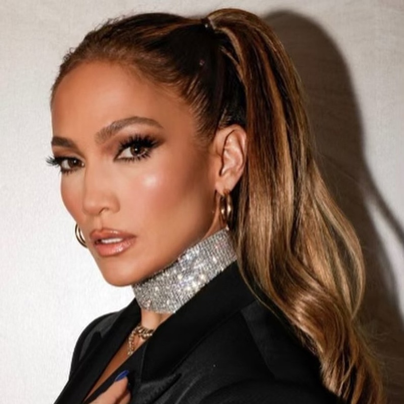 أجمل رسمات مكياج برونزي في عيد الفطر 2022