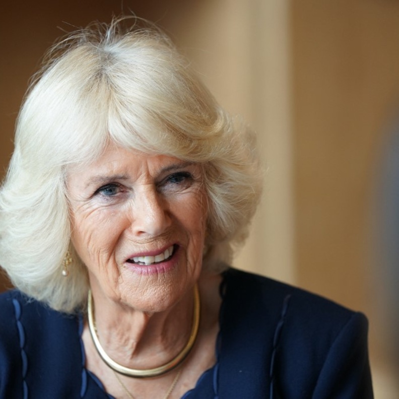 كاميلا دوقة كورنوال تعلن عن الحلوى الفائزة في اليوبيل البلاتيني للملكة إليزابيث 