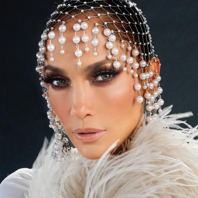 أحدث أكسسوارات شعر لإطلالة راقية في عيد الفطر 2022 بأسلوب النجمات العالميات